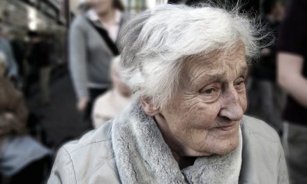 Qui peut bénéficier de la téléassistance pour personne âgée ?
