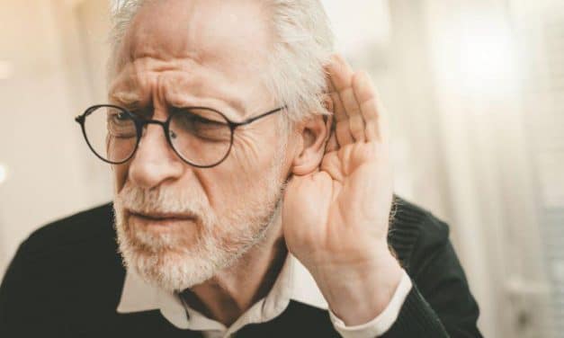 Comment choisir la meilleure prothèse auditive pour un sénior ? Avis d’un expert
