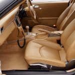 Comment réparer le cuir de voiture et redonner un aspect neuf à un siège en cuir ?